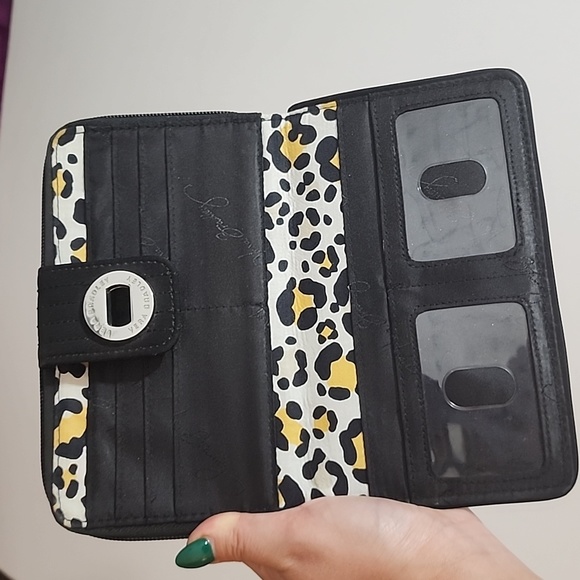 Vera Bradley Black Quilted Turn-Lock Wallet - Picture 3 of 7